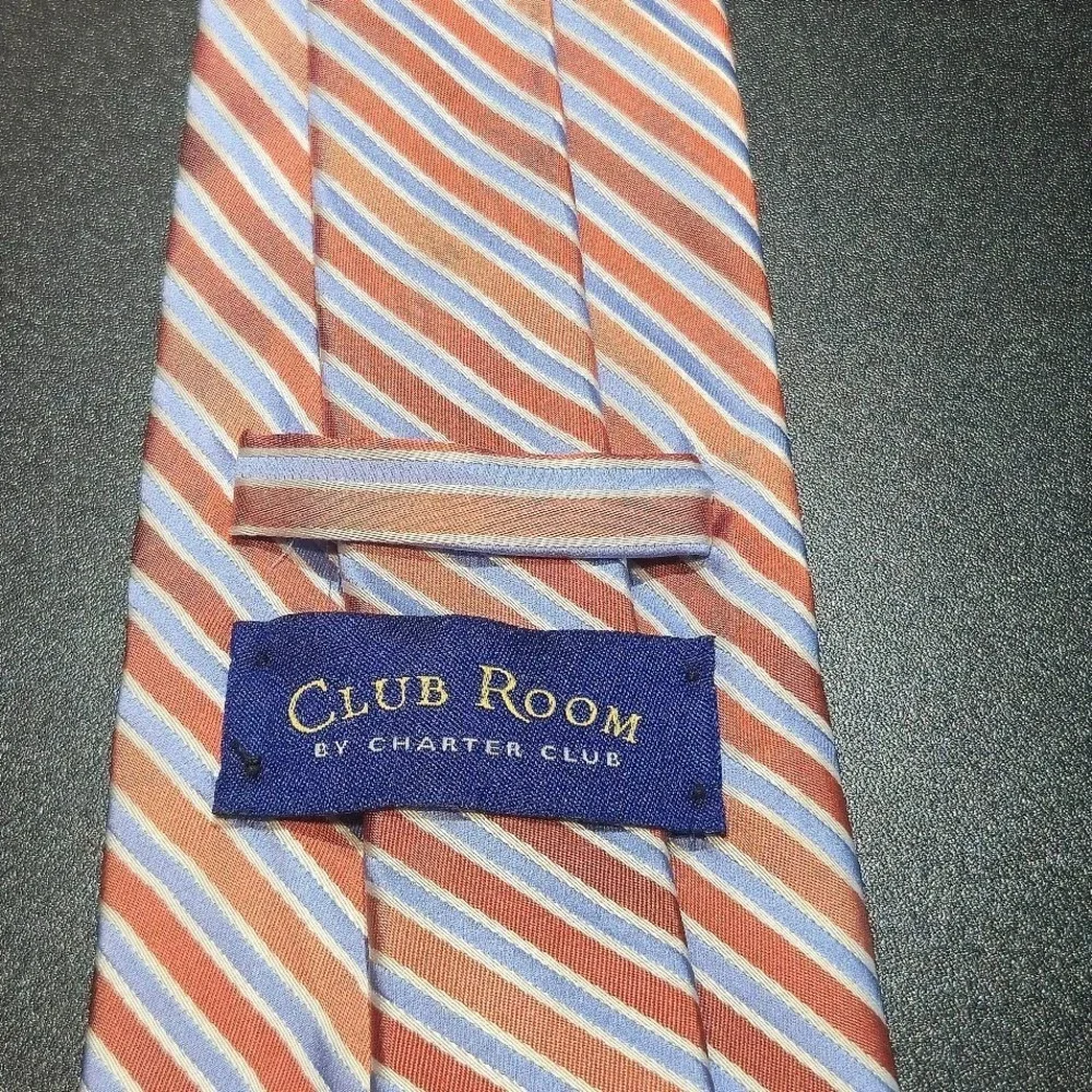 Club Room Diagonal Striped 100% Silk‎ Repp Tie